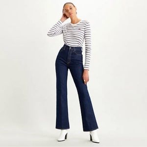 Levi’s ribcage bootcut jeans 25